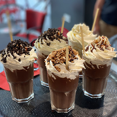 Opinii despre ETIENNE Coffee & Shop Orange în Orange - Restauration