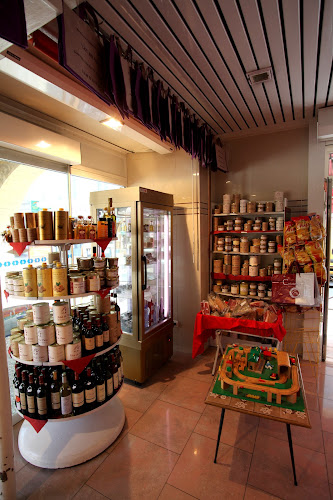 11 Pl. Jean Moulin, 24440 Beaumontois-en-Périgord