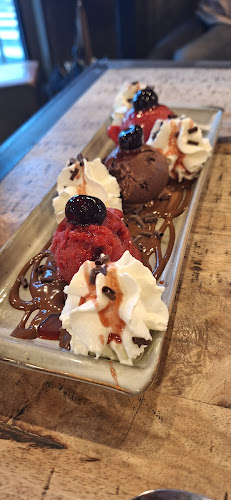 Opinii despre Jordan Tomas - Pizza Mamamia Lyon Gerland în Lyon - Restauration