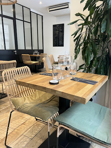 Comentarii opinii despre Huguito