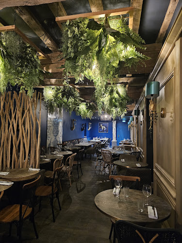 1 Av. du Dr Jean Laigret, 41000 Blois