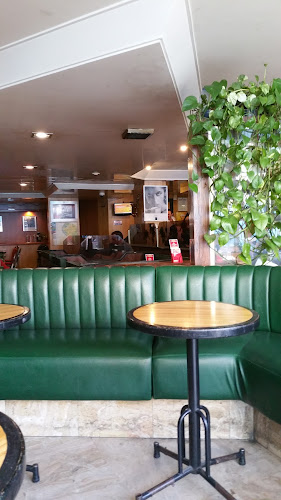 8 Pl. de la République, 91210 Draveil, France