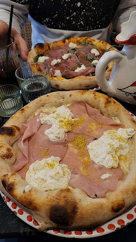 Antonia - Le Clan des Mamma, Pizzas & Cocktails - Le Mans - Le Mans