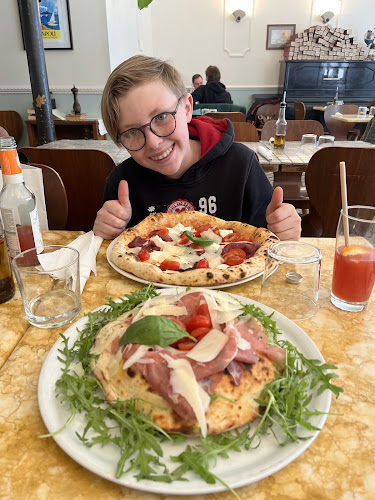 Opinii despre Ciore cuisine napolitaine în Paris - Restauration