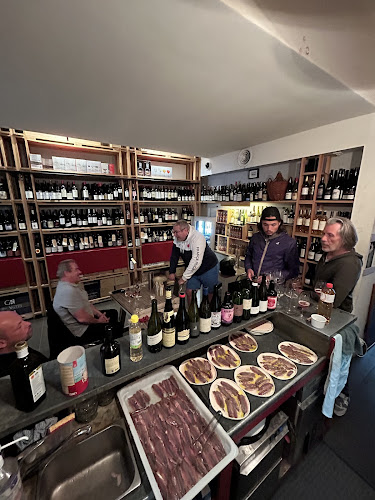 Comentarii opinii despre La Cave de Baille