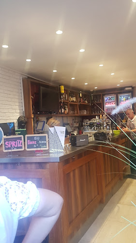 A La Claire Fontaine - Paris