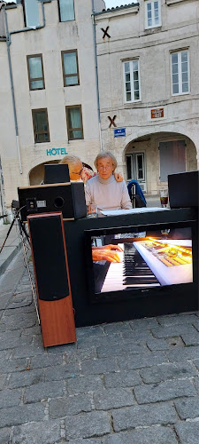 Comentarii opinii despre La Calhutte - Bar La Rochelle