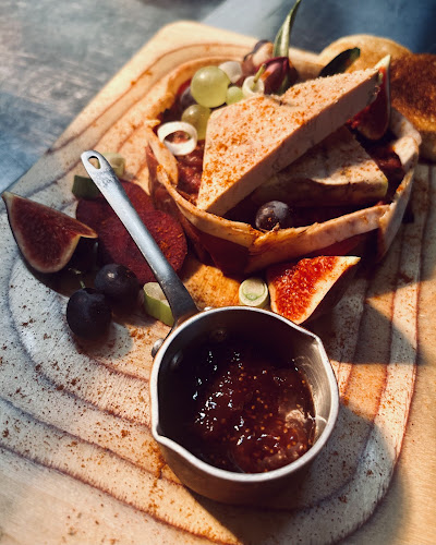 Comentarii opinii despre Le Bœuf sur le Quai d'Agrippa