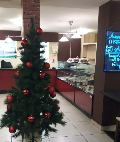 Opinii despre Nüga în Aubagne - Restauration