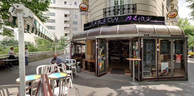 Larsons News - Paris