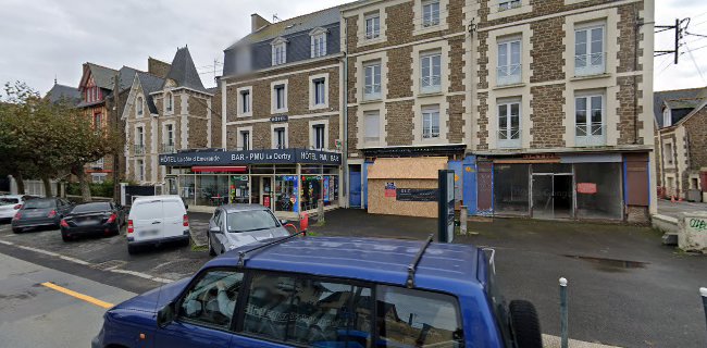 Comentarii opinii despre LOUNGE BAR Hotel DE LA MER