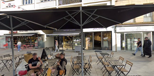 Glaces Moustache-Artisan Glacier