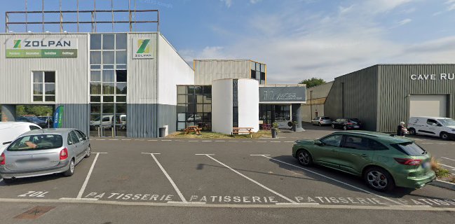 Aici/Par Matthieu Clot