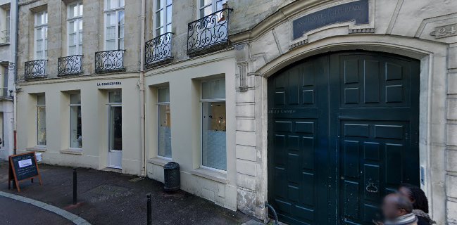 24 Rue du Vieil Abreuvoir, 78100 Saint-Germain-en-Laye