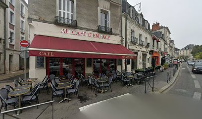 Au Café D' Isa